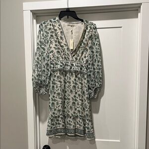 NWT Max Studio Green Floral  Dress